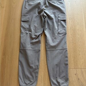 Vuori Men's Cargo Jogger Pants in Light Taupe